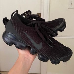 Women’s Nike Air Vapormax Flyknit Triple Black